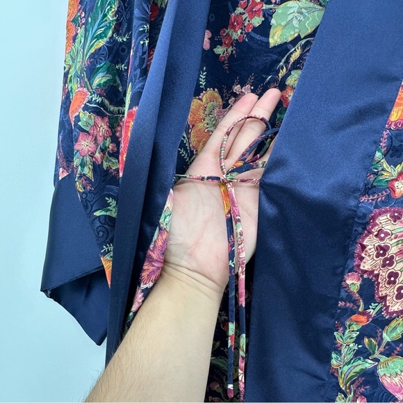 VINTAGE Victoria Secret Floral Printed Kimono Boho Chic Gold Label One Size - Picture 4 of 5